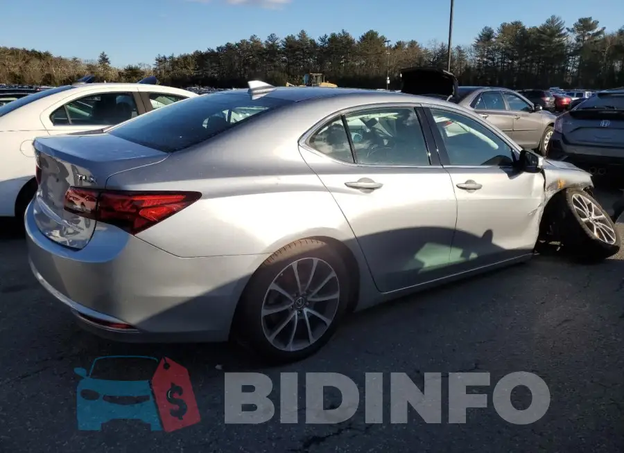 19UUB2F51FA025682 Photo# 3