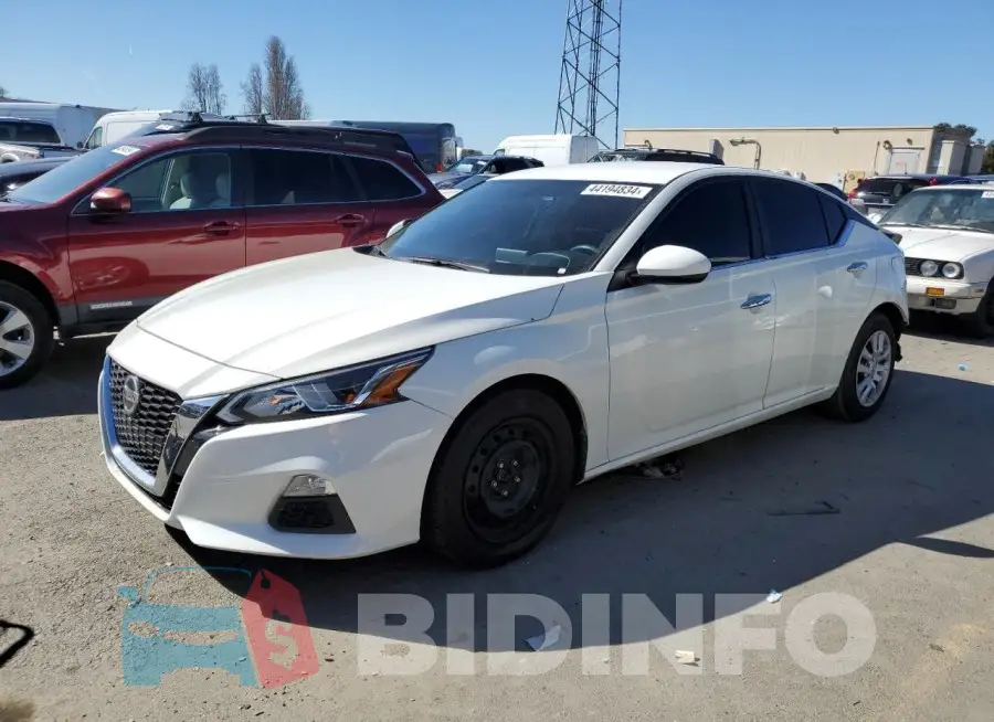 1N4BL4BV9KC130446 Photo# 1