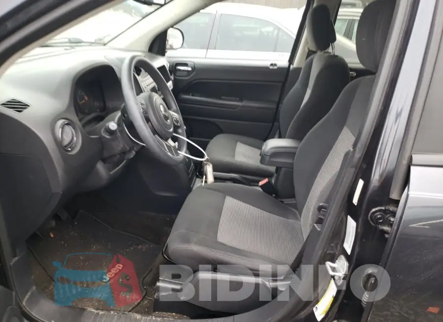 1C4NJCBAXGD524351 Photo# 7