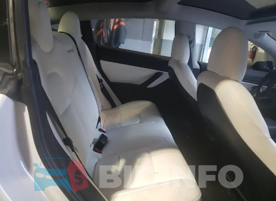 5YJ3E1EB4MF906982 Photo# 10
