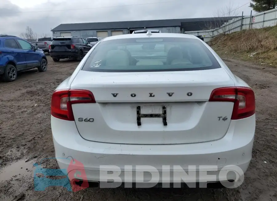 YV149MFK8F1353395 Photo# 6