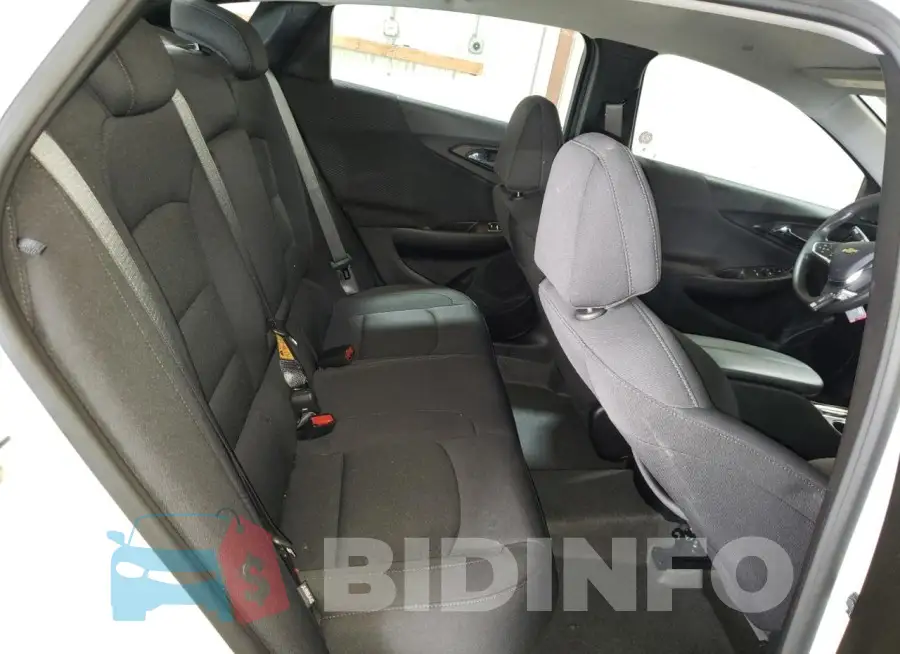 1G1ZD5ST2RF116108 Photo# 10