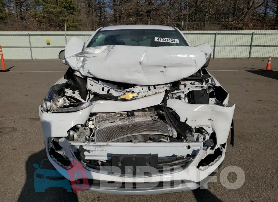 KL7CJPSB6JB728989 Photo# 5