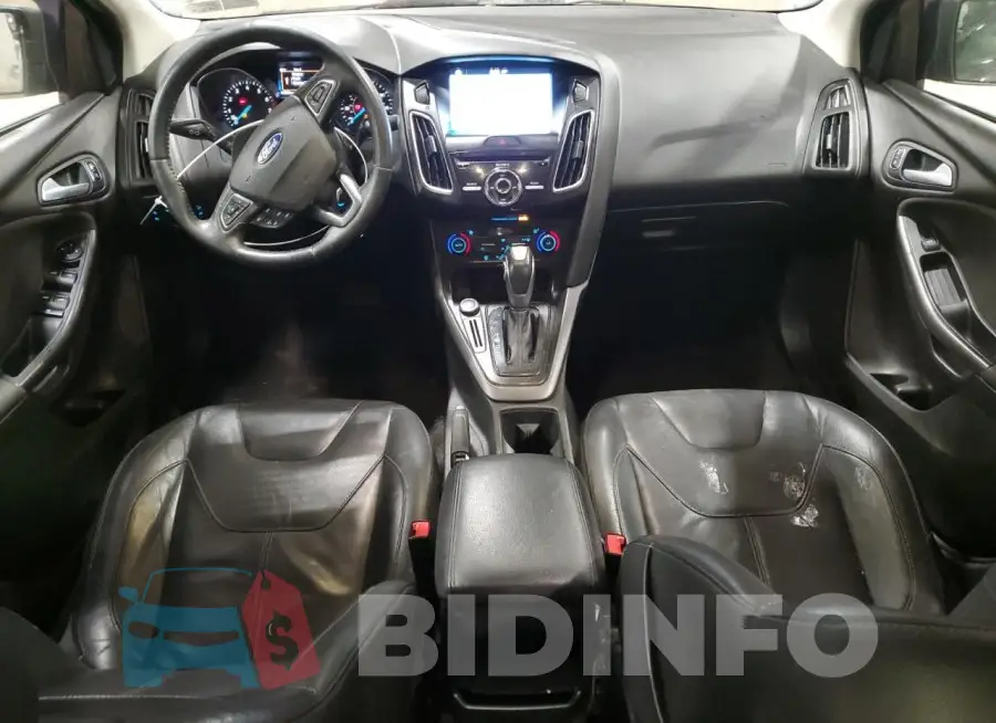 1FADP3F22GL220097 Photo# 8