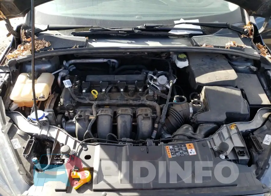 1FADP3M27JL211227 Photo# 12