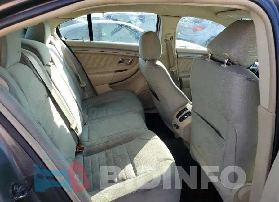 1FAHP2D81FG107171 Photo# 10
