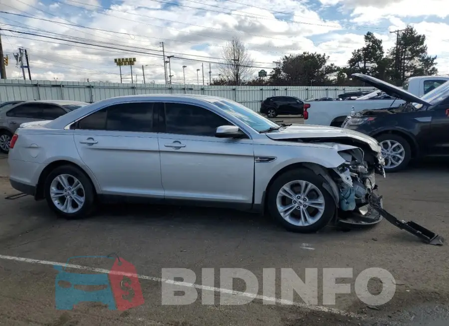 1FAHP2E88FG108493 Photo# 4