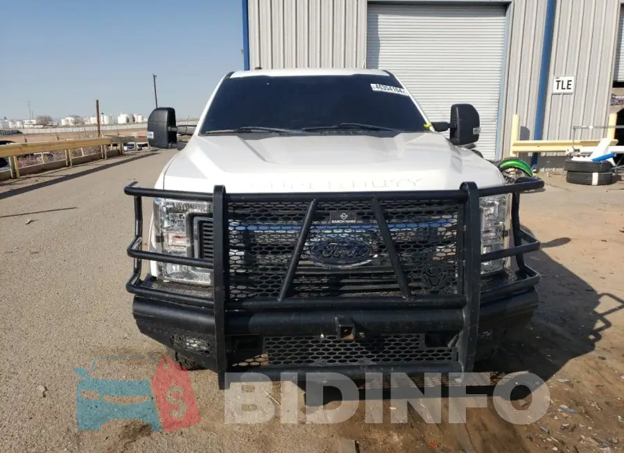 1FT7W2B60KEG39818 Photo# 5