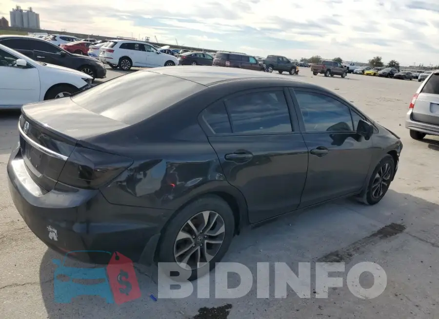 19XFB2F83FE024984 Photo# 3