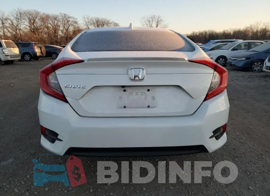 19XFC1F70GE044111 Photo# 6