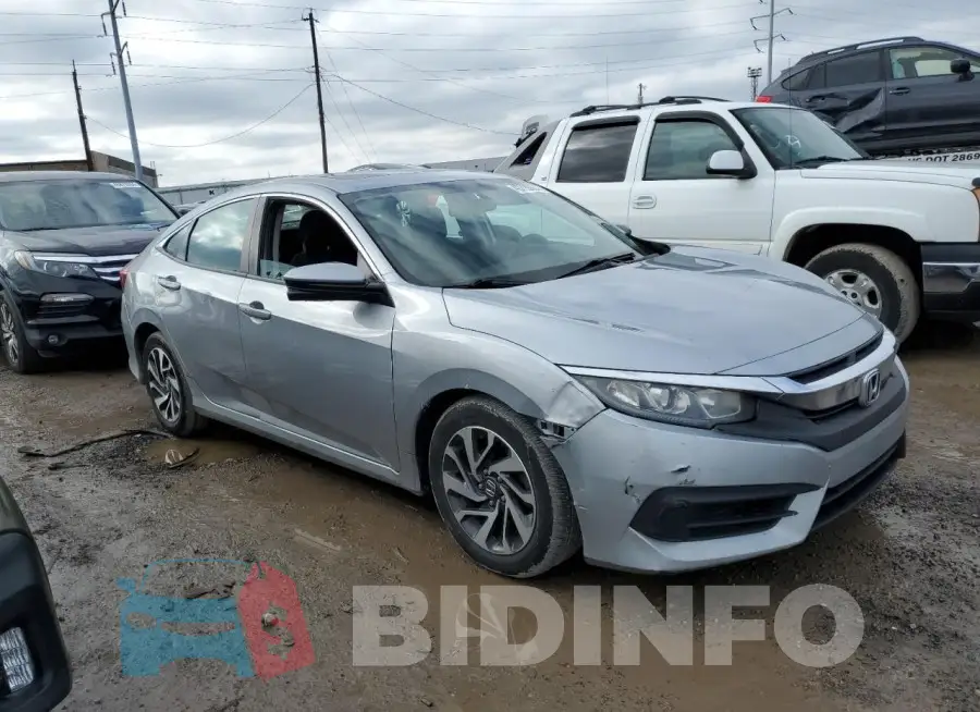 19XFC2F78GE042032 Photo# 4