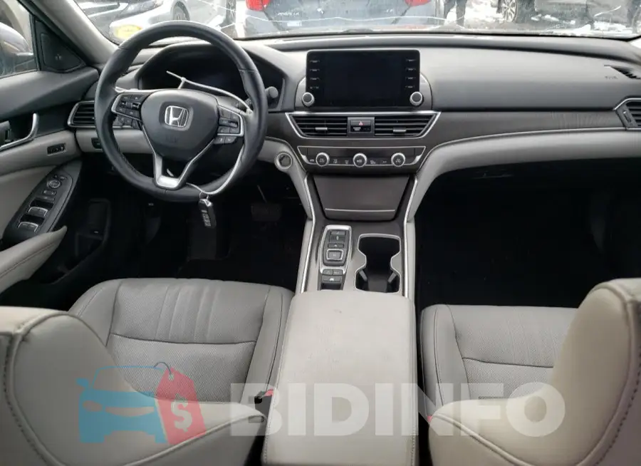 1HGCV3F57KA008646 Photo# 8