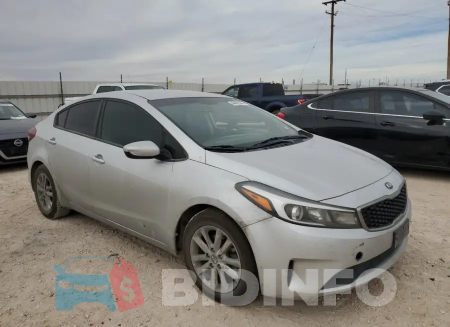 3KPFL4A75HE132940 Photo# 4