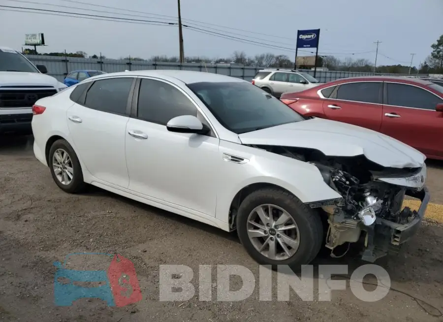 5XXGT4L34JG183373 Photo# 4