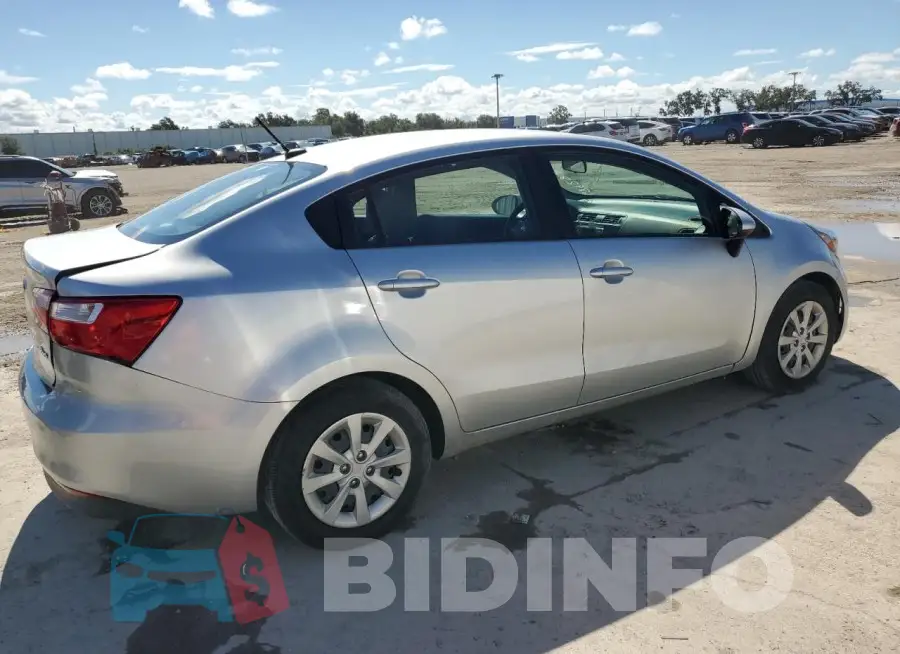 KNADM4A33G6689283 Photo# 3