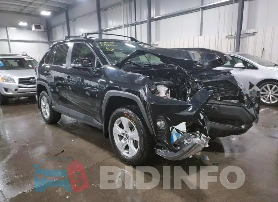 2T3P1RFV8MW176024 Photo# 4