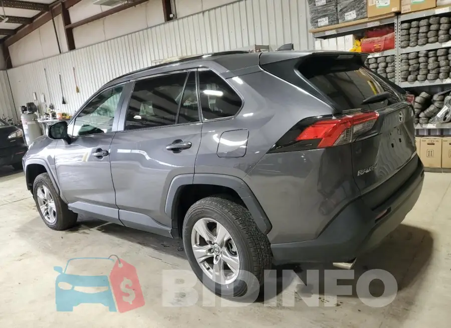 2T3P1RFV8RC412342 Photo# 2