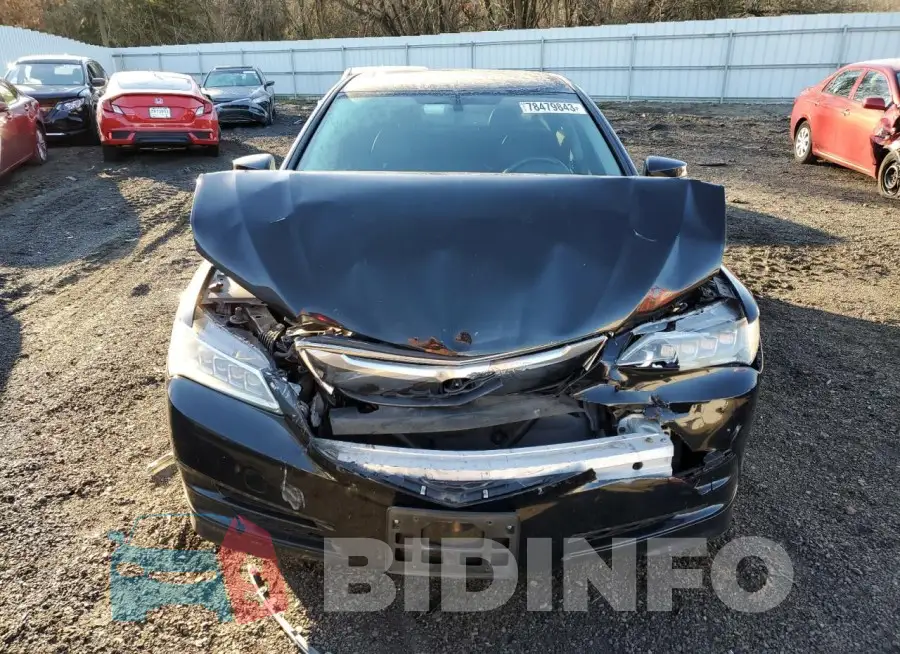 19UUB1F33FA008830 Photo# 5