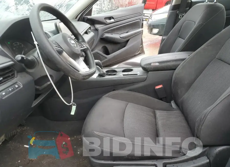 1N4BL4BV2NN424831 Photo# 7