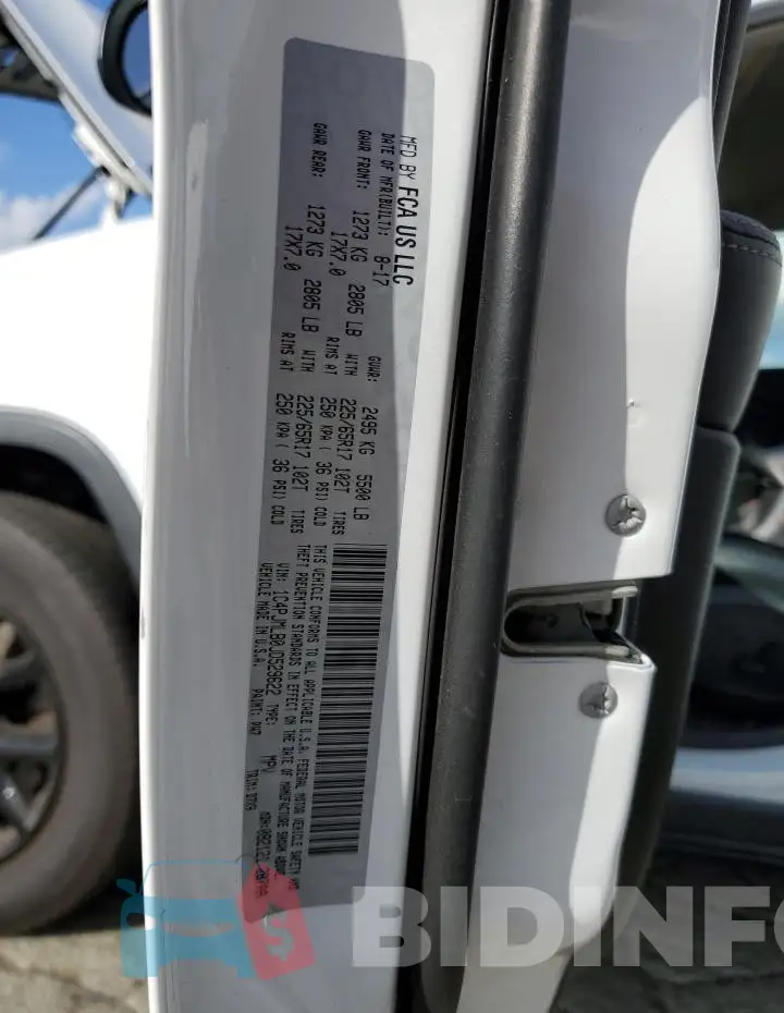 1C4PJMLB0JD529622 Photo# 13