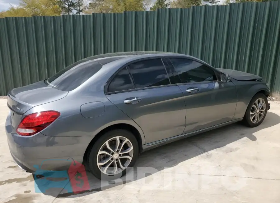 55SWF4KB4HU182103 Photo# 3