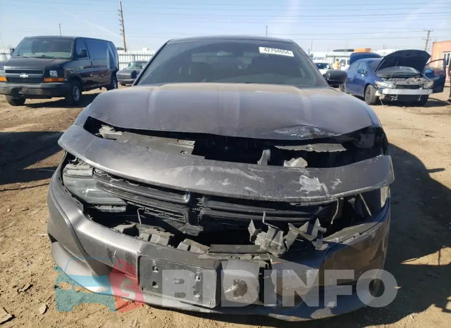 2C3CDXBG3KH746871 Photo# 5