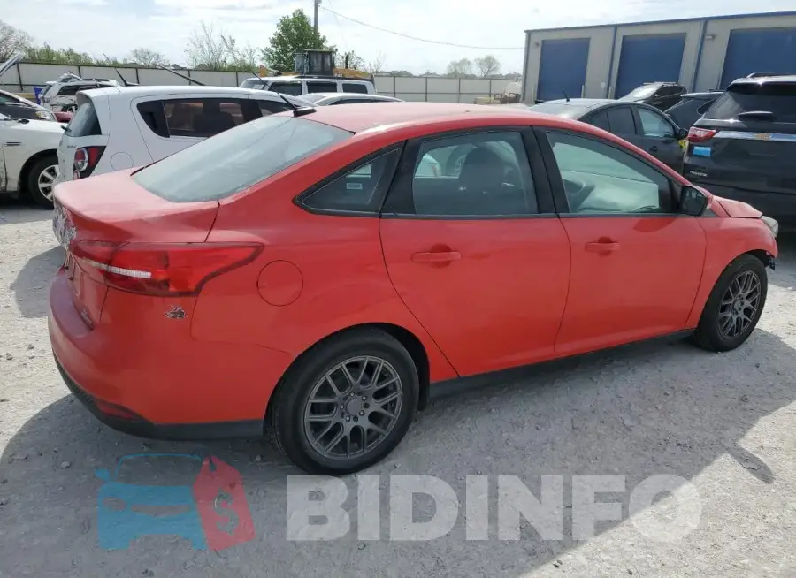 1FADP3F24GL272587 Photo# 3