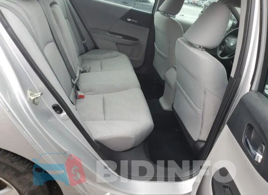 1HGCR2F38FA150118 Photo# 10