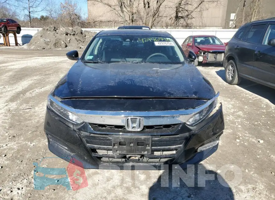 1HGCV1F49KA068150 Photo# 5