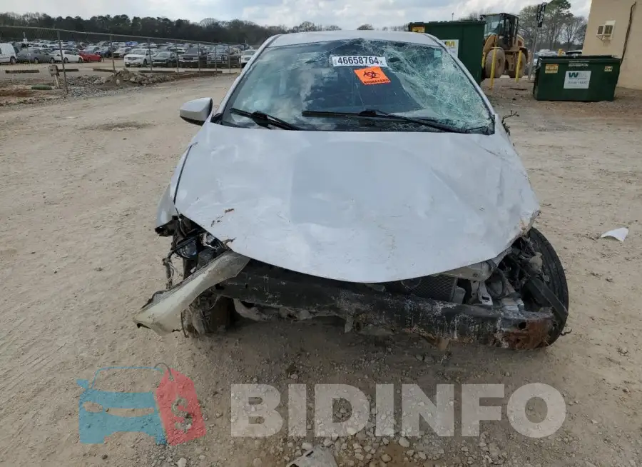 2T1BURHE1FC304518 Photo# 5