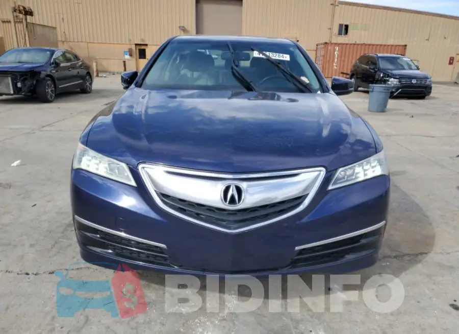 19UUB2F30FA013943 Photo# 5
