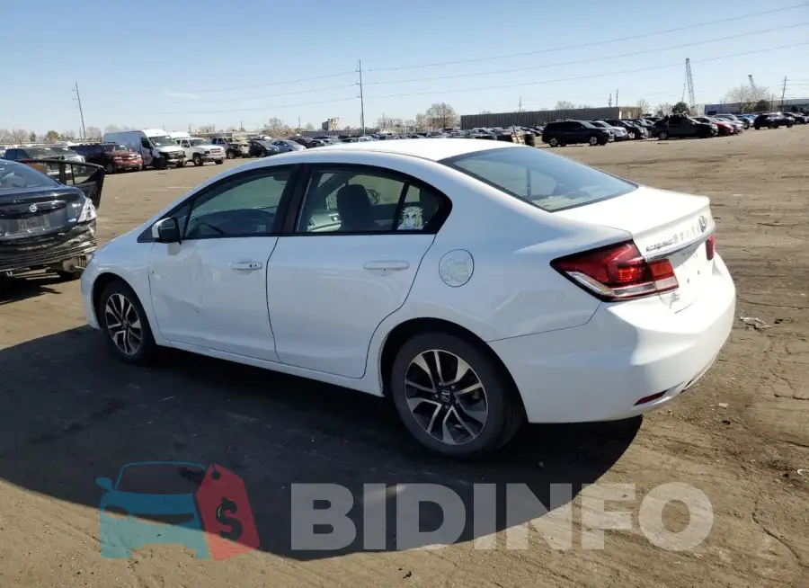 19XFB2F82FE008257 Photo# 2
