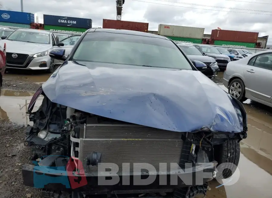 5XXGT4L39JG248749 Photo# 5