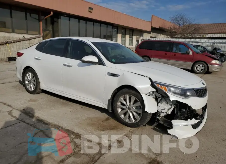 5XXGU4L38JG225430 Photo# 4