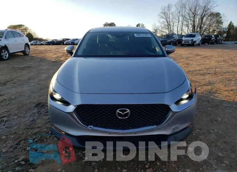 3MVDMBBLXMM245172 Photo# 5