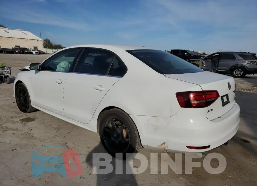 3VW2B7AJXHM396897 Photo# 2