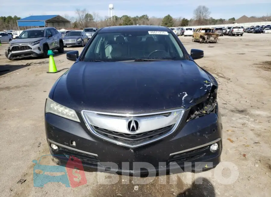 19UUB2F78FA000781 Photo# 5