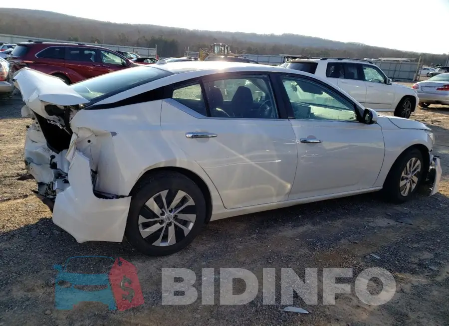 1N4BL4BV1KC159567 Photo# 3