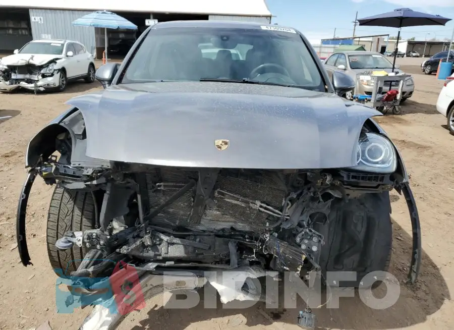 WP1AA2A23GKA11262 Photo# 5