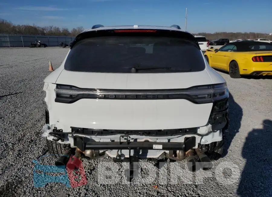 WP1AA2A5XPLB17325 Photo# 6
