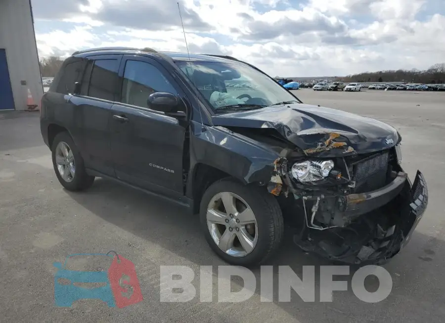 1C4NJDEBXFD436599 Photo# 4
