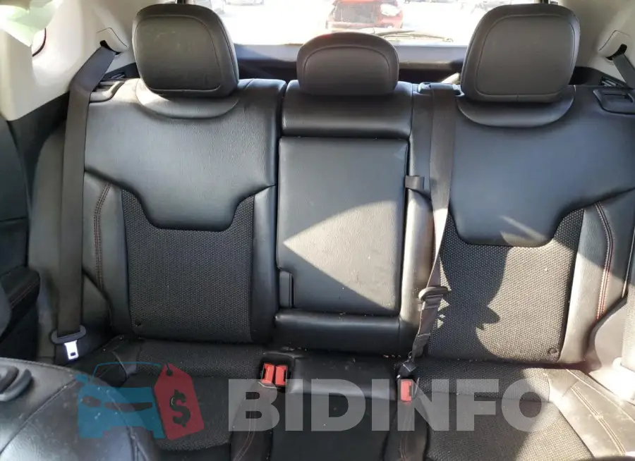3C4NJDDB3LT203381 Photo# 10