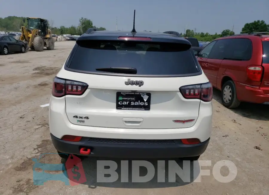3C4NJDDB5LT177320 Photo# 6