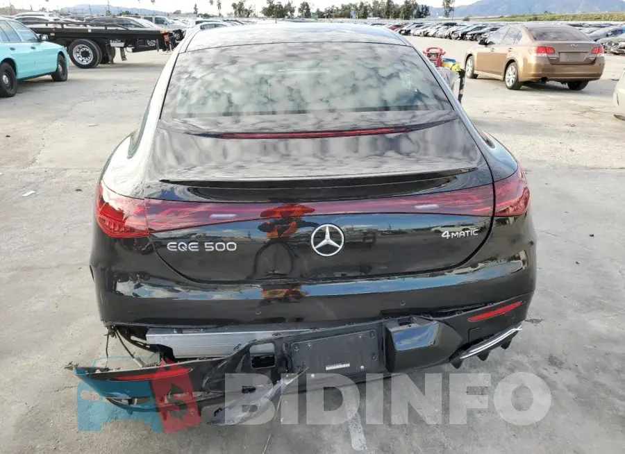 W1KEG2CB3PF033484 Photo# 6
