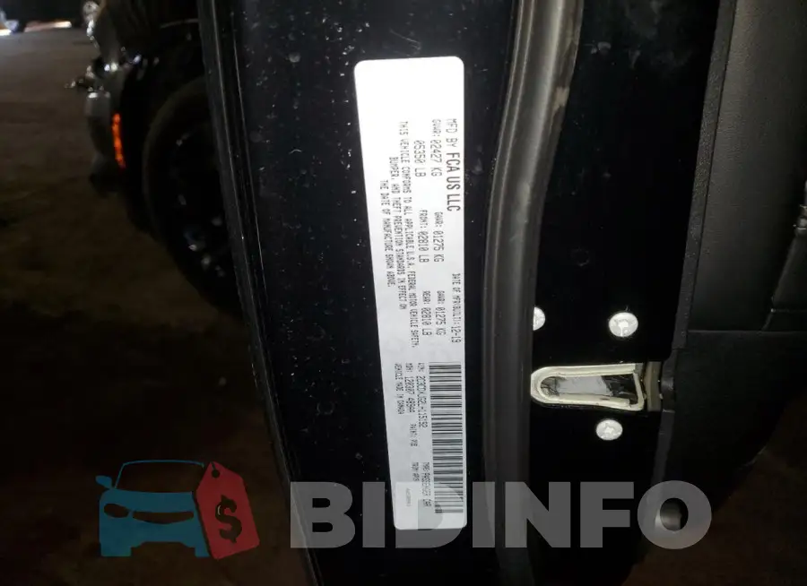 2C3CDXJG2LH115192 Photo# 12