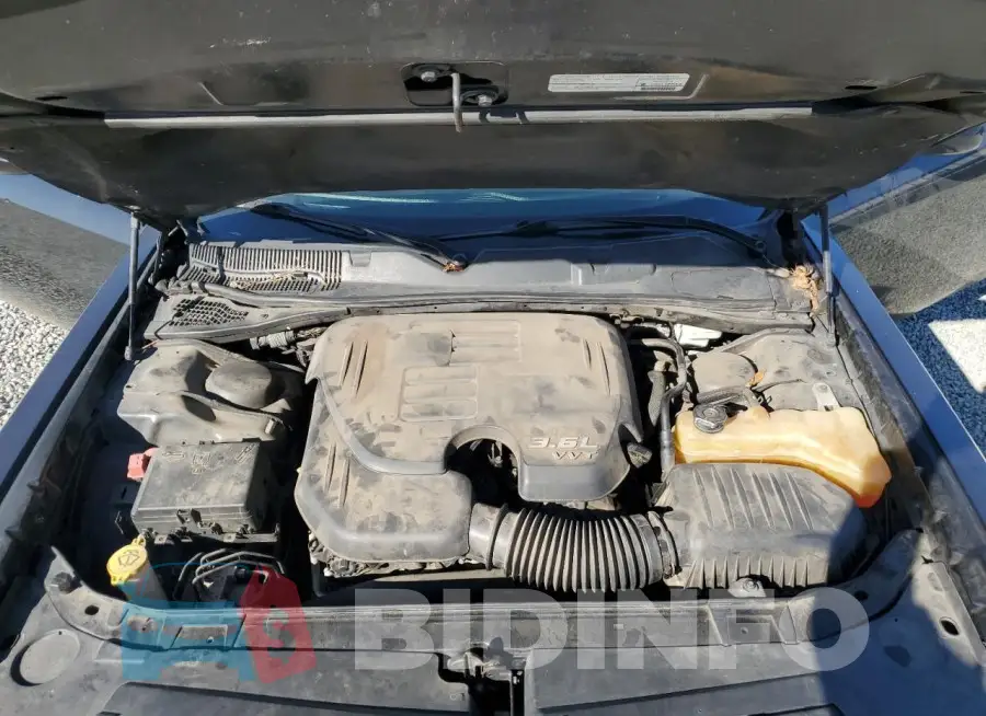 2C3CDZAG6FH856185 Photo# 11