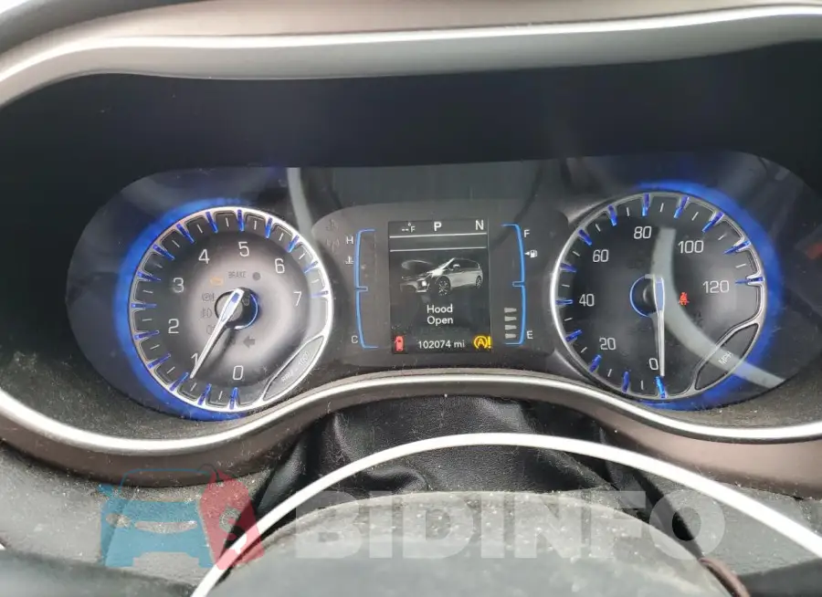 2C4RC1BGXHR753017 Photo# 9