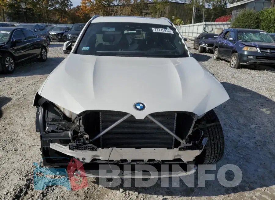 5UXTR7C56KLR43822 Photo# 5