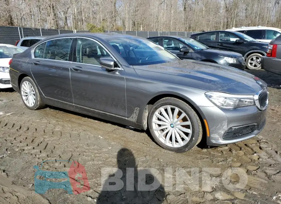 WBA7E2C56JB216327 Photo# 4