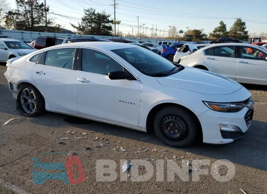 1G1ZG5ST9KF202853 Photo# 4